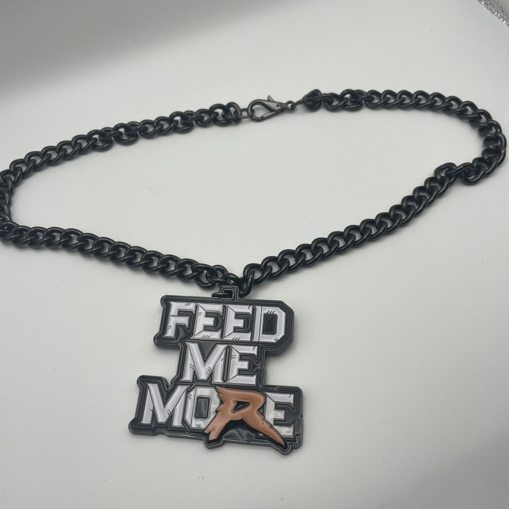 WWE Ryback Feed Me More Pendant Necklace W/Chain‎ 2015   NOS